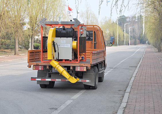 道路清扫车上路前的必检